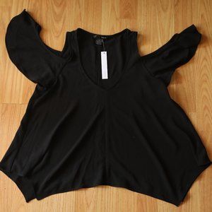 Cold shoulder new cop top by Aqua!